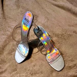 Women’s sandals